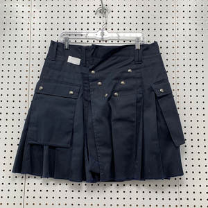 กระโปรงยูทิลิตี้คิลท์สำหรับผู้หญิง ขนาดสั่งทำ สีน้ำเงินกรมท่า แบบคาร์โก้ จีบสไตล์สก็อต ขายส่ง - Product Image 5