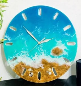 Horloge murale ronde en résine Océan, silencieuse, à quartz, affichage analogique à aiguilles, lumineuse, décoration artistique moderne de style côtier pour salon et chambre d'amis - Product Image 1