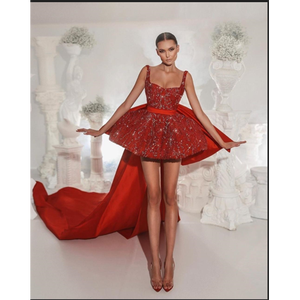 Vestido de gala con un solo hombro descubierto y diseño de roseta escultural. Este ilustración de moda representa una inspiración de alta costura. - Product Image 2