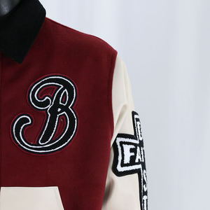 Vestes universitaires personnalisées en gros avec logo, patchs en laine et broderie chenille, vestes d'hiver streetwear tendance pour hommes - Product Image 6