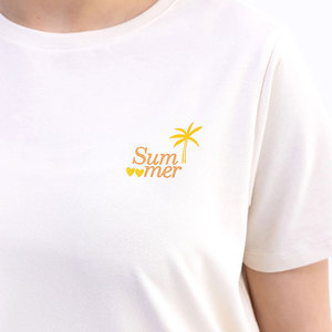 Fabricante Profesional de Camisetas Gráficas para Mujer, Tela de Algodón Suave, Camiseta Casual de Manga Corta Estampada, Marca Privada, Venta al Por Mayor - Product Image 3