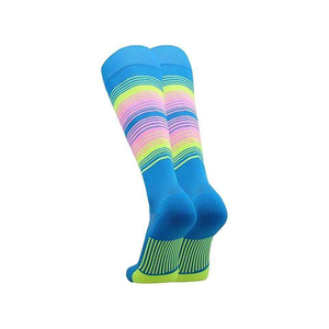 Nouvelles chaussettes de sport personnalisables avec motifs de dessins animés, qualité supérieure USA Europe, pour hommes et femmes, en vente. - Product Image 4