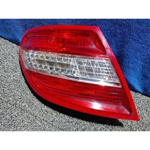 ไฟท้ายมือสอง C-class ซ้าย รุ่น 2048201964L - Product Image 1