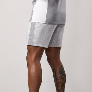 Shorts sportifs pour hommes, respirants, à séchage rapide, écologiques, en polyester/coton, taille mi-haute, avec cordon de serrage, logo avant et poches - Product Image 4