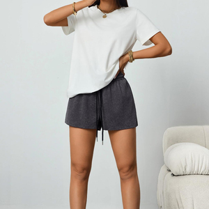 Shorts de Mezclilla Casuales para Mujer, Moda Urbana, 100% Algodón, Transpirables, Ecológicos, Azul Desgastado, Colores Personalizados - Product Image 1