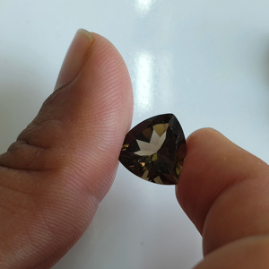 ควอตซ์สโมคกี้ธรรมชาติ 13 มม. ทรงทริลเลียนคัท คุณภาพดีที่สุด พลอยเม็ดเดี่ยวสำหรับทำเครื่องประดับ - Product Image 1