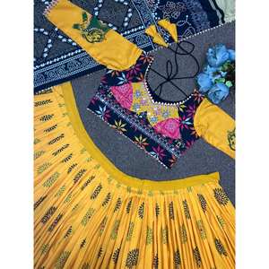 Designer Women's <b>Sets</b> Lehenga-Choli with Dupatta Real <b>Mirror</b> Hand Work - Product Image 5