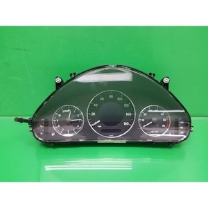 ชุดหน้าปัดเรือนไมล์มือสองสำหรับรถยนต์ E-class รุ่น A2115405111 - Product Image 1