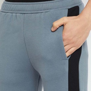 Survêtement gris pour homme avec blocs de couleur, fermeture éclair intégrale, capuche, coupe décontractée, en polyester et coton, pour l'automne, avec poches latérales - Product Image 6