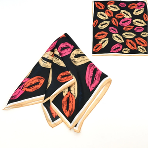 Bufandas cuadradas Premium al por mayor tela suave y ligera accesorios de moda elegantes ideales para MOQ bajo - Product Image 5