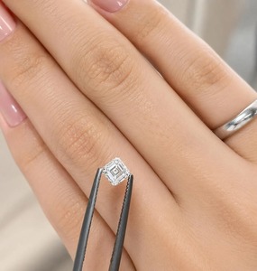 Diamante Cultivado en Laboratorio, Corte Asscher, Color E, 5CT, VS1, Certificado IGI, CVD, 3EX, Corte Excelente, Proveedor para Distribuidores e Importadores Globales de Diamantes - Product Image 4