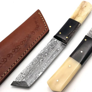 Couteau de chasse en acier damas fait main durable avec une poignée confortable pour le camping, la survie et les activités de plein air - Product Image 6