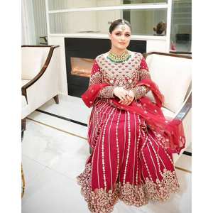 ชุดราตรีดีไซเนอร์ ชุดเดรสสวยงามพร้อมผ้าคลุมไหล่สำหรับงานปาร์ตี้ - Product Image 3