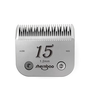 <span class=keywords><strong>Tondeuse</strong></span> <span class=keywords><strong>professionnelle</strong></span> pour animaux de compagnie Shernbao NSS-15 1,2 mm en acier inoxydable A5 détachable avec lame en céramique revêtue de titane, tranchante et dure - Product Image 1