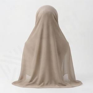 Conjunto de Dos Piezas para Mujeres Musulmanas: Hiyab de Algodón y Rayón con Efecto Arrugado y Tie-Dye de Fábrica, con Gorro Interior a Juego, Suave, Transpirable y de Primera Calidad - Product Image 2