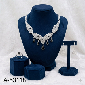 MOLL JEWELLERS สร้อยคอและกำไลข้อมือประดับเพชรซิร์คอนทรงคุชชั่นเคลือบทอง 24K แบบดั้งเดิม ผลิตจากโลหะผสมสังกะสี สำหรับผู้หญิง เหมาะสำหรับวันครบรอบ - Product Image 3