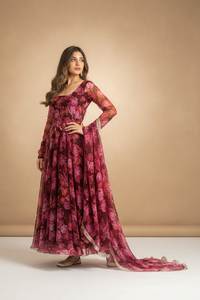 Conjunto de Kurta Premium Color Granate con Estampado Digital, Sin Parte Inferior Incluida, Tela Georgette, Largo hasta el Tobillo, Ropa India al por Mayor - Product Image 5