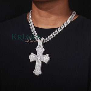 Colgante de Cruz con Piedras de Moissanita, Plata 925 con Baño de Rodio, Joyería Religiosa Unisex para Fiestas - Product Image 3