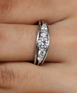 Anillo de Plata de Ley 925 con Moissanita Redonda, Regalo para Boda, Aniversario y Fiesta - Product Image 4