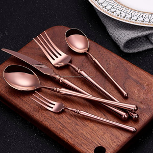 Vente en gros de couverts de cuisine en acier inoxydable de haute qualité faits à la main en couleur personnalisée avec finition miroir - Product Image 3