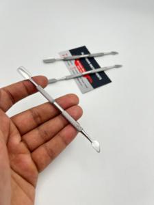 AL-FARDAN INSTRUMENTS Repousse-cuticules double embout en acier inoxydable durable, poli miroir argenté, réutilisable, pour manucure et gel - Product Image 5