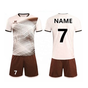 Vêtements de sport confortables pour hommes, uniforme de football 100% polyester, uniforme de football sur mesure pour hommes - Product Image 2