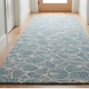 Tapis rectangulaire moderne à motifs abstraits bleu et blanc en polyester antidérapant pour salon, prix de gros - Product Image 4