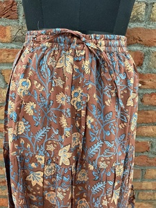 Indian Hand Block Printed White Cotton Long <b>Skirt</b> Dress for Women Casual Style Waistband Breathable <b>Elastic</b> <b>Waist</b> <b>Skirt</b> - Product Image 4