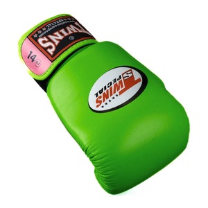 Twins Muay Thai Boxing Gloves Custom Logo Premium Cowhide Leather Sanda MMA Gloves with Hand Grips Lightweight in Multi Color - Product Image 3