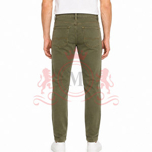 Ropa de Estilo de Vida de Calidad con Pantalones Vaqueros Elegantes y Material Transpirable, Pantalones Vaqueros Duraderos para Cada Ocasión - Product Image 3