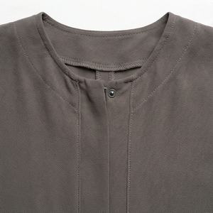 ชุดอาบายะห์แบบเรียบง่ายทรงหลวม แขนยาว ผ้าโพลีเอสเตอร์ สำหรับผู้หญิง ขายส่งจำนวนมาก เสื้อผ้าแฟชั่น - Product Image 4