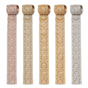 งานปักลายลูกไม้ขอบผ้าประดับคริสตัลติดแน่นด้วยมือ สำหรับผ้าซารี ผ้าดูปัตตา และชุดพิธีกรรมแบบดั้งเดิม - Product Image 1