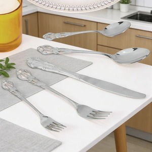 Juego de Cubiertos Clásicos Plateados con Acabado Espejo, Estilo Occidental, 4 Piezas, Mango de Acero Inoxidable - Product Image 1