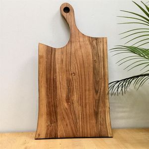 Planche à découper et à servir en bois artisanal - Non toxique, passe au lave-vaisselle - Product Image 2