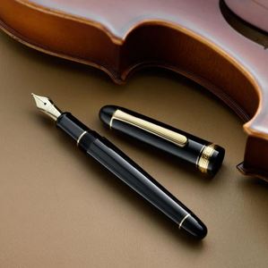 PLATINO # Pluma Estilográfica Negra Century No.1 3776, Punta Mediana de 1.0 mm, Japón - Product Image 3
