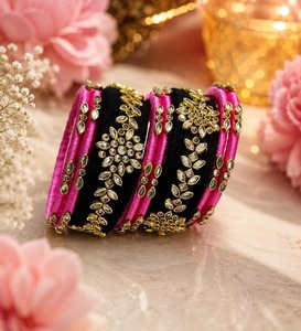 Bracelets manchette ethniques plaqués or avec strass en cristal, bijoux de mariage pour femmes, bracelets en alliage à motif floral noir et rose - Product Image 4
