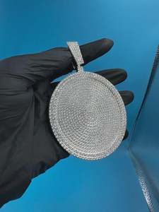 Colgante Circular Estilo Hip Hop con Medallón, Plata 925, Colgante con Incrustaciones de Diamantes, Colgante Hip Hop de Lujo, Estilo Rapper, Colgante Personalizado - Product Image 3