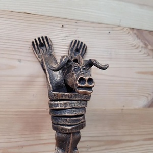 Manija de Puerta de Hierro Forjado a Mano con Recubrimiento en Polvo Resistente al Óxido, Estilo Tradicional con Acabado de Madera, Fácil de Instalar - Product Image 2