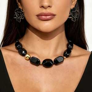 Collier en perles de résine écologiques faites à la main, orange et vert, forme irrégulière, bijoux tendance, style bohème, Noël, Saint-Valentin - Product Image 6