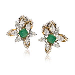 Pendientes de Lujo con Flores, Chapados en Oro de 18K, con Diamantes y Esmeralda Corte Marquesa en el Centro, Joyería para Mujer, para Bodas - Product Image 1