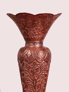 Vase en cuivre avec poignée, style vintage, décoration d'intérieur, récipient à fleurs écologique - Product Image 3