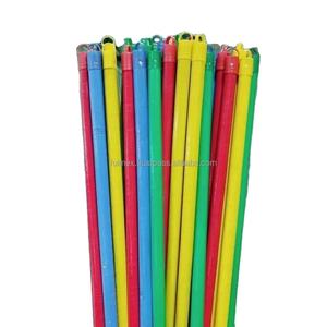 Escoba de madera de eucalipto con mango recto recubierto de PVC de 70-120 cm, marca Asiawood, ecológica, con cerdas tipo bandera para limpieza y recogida de polvo. - Product Image 6