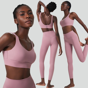 Ensemble de sport pour femmes de haute qualité, respirant, imprimé léopard, soutien-gorge de sport push-up et leggings de course, avec logo sur le devant - Product Image 4