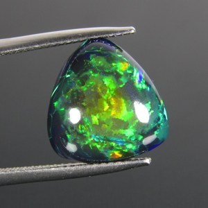 Opale noire naturelle Welo, cabochon trilobé, pierre précieuse opale de feu multicolore, pierre non montée pour la fabrication de bijoux, fournisseur en gros - Product Image 1