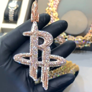 Pendentif Thème Fusées Plaqué Or Rose avec Micro-Incrustations de Strass en Cristal, Style Hip-Hop, Bijou Unisexe, Cadeau - Product Image 1
