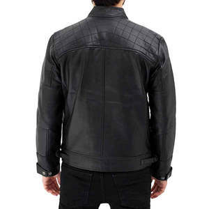 Veste Homme Personnalisée 2026 en Cuir de Vachette Haute Qualité Imperméable Chaude Tendance avec Logo Frontal Écologique Style Urbain Matelassée à Capuche Pas Chère - Product Image 5