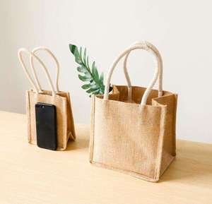 Bolso de Playa de Yute Moderno con Asas de Algodón Suave, Estilo Elegante para Mujer, Atuendos Casuales de Verano - Product Image 4