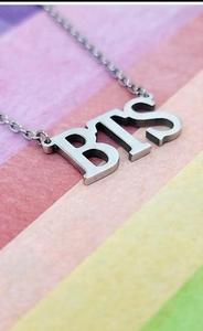 Collier pendentif en argent plaqué diamant pour femme, bijoux fantaisie élégants et étincelants, vente en gros - Product Image 3