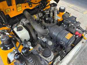 รถตักล้อยาง JCB 1T รุ่นใหม่ ขับเคลื่อน 4 ล้อ พร้อมระบบไฮดรอลิก รับประกัน 1 ปี เหมาะสำหรับงานก่อสร้างและขนส่งในฟาร์ม - Product Image 2