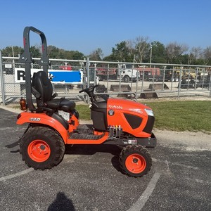 รถแทรกเตอร์ Kubota BX2680 มือสองคุณภาพดี ขนาดเล็ก 25 แรงม้า เครื่องยนต์ 3 สูบ รุ่น D1005 ออกแบบมาเพื่อการตัดหญ้า พรวนดิน และไถพรวน - Product Image 5